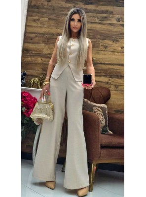 Костюм с елече в бежово vivian